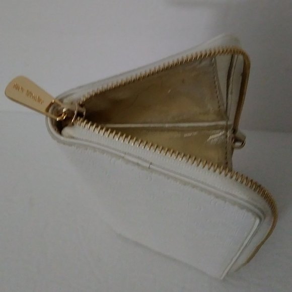 Michael Kors Women's Embossed Monogram White Wallet - Picture 13 of 14